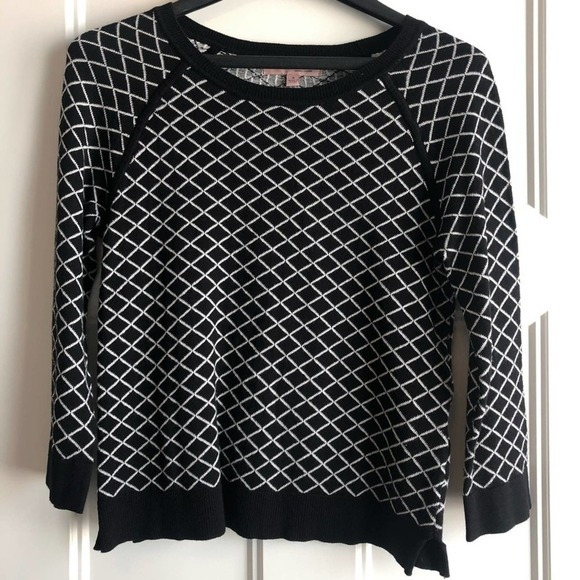 Philosophy Sweaters - NWT Philosophy diamond pattern sweater black ivory